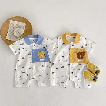 2023 Летняя одежда для маленьких мальчиков 0-24 месяцев, хлопковый комбинезон с короткими рукавами и геометрическим рисунком в виде мультяшного медведя, детский комбинезон